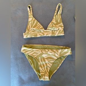 Billabong Bikini Set
